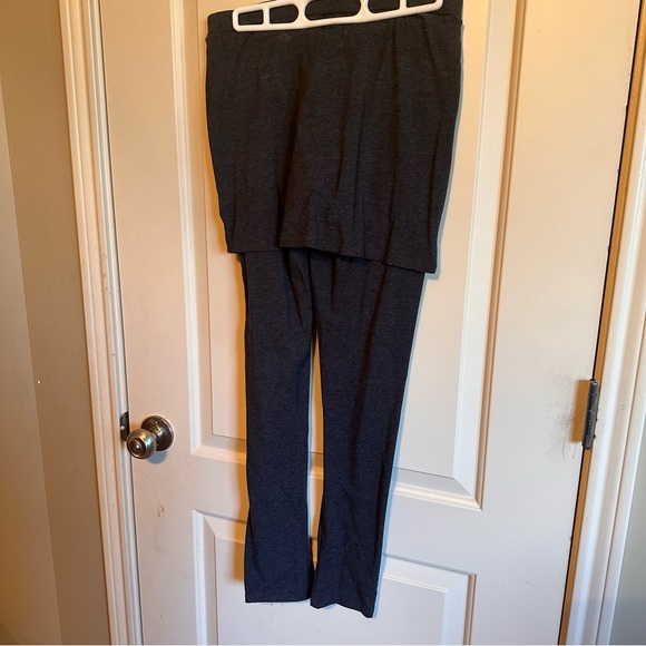 G Scent size L dark grey strait leg leggings with skirt - Picture 6 of 6